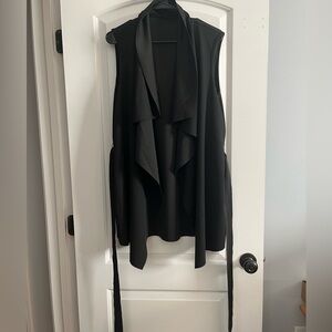 SHEIN Sleeveless Waterfall Tie Vest